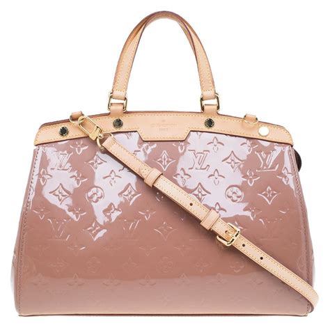 Louis Vuitton Florentine for sale .